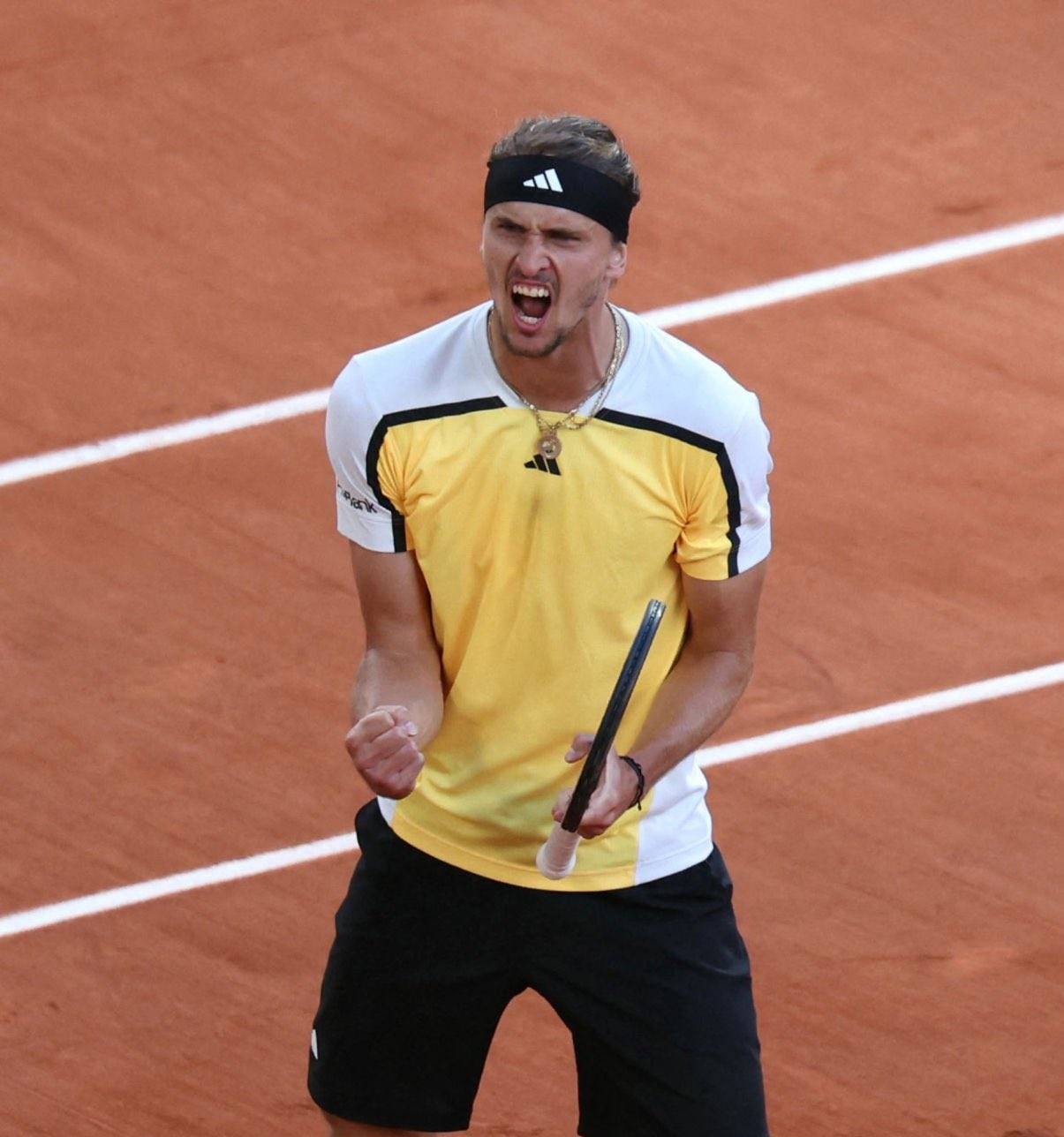 澳大利亚网球队鏖战世界网球队,兹维列夫爆发神勇的简单介绍 澳大利亚网球队鏖战世界网球队,兹维列夫爆发神勇的简单介绍